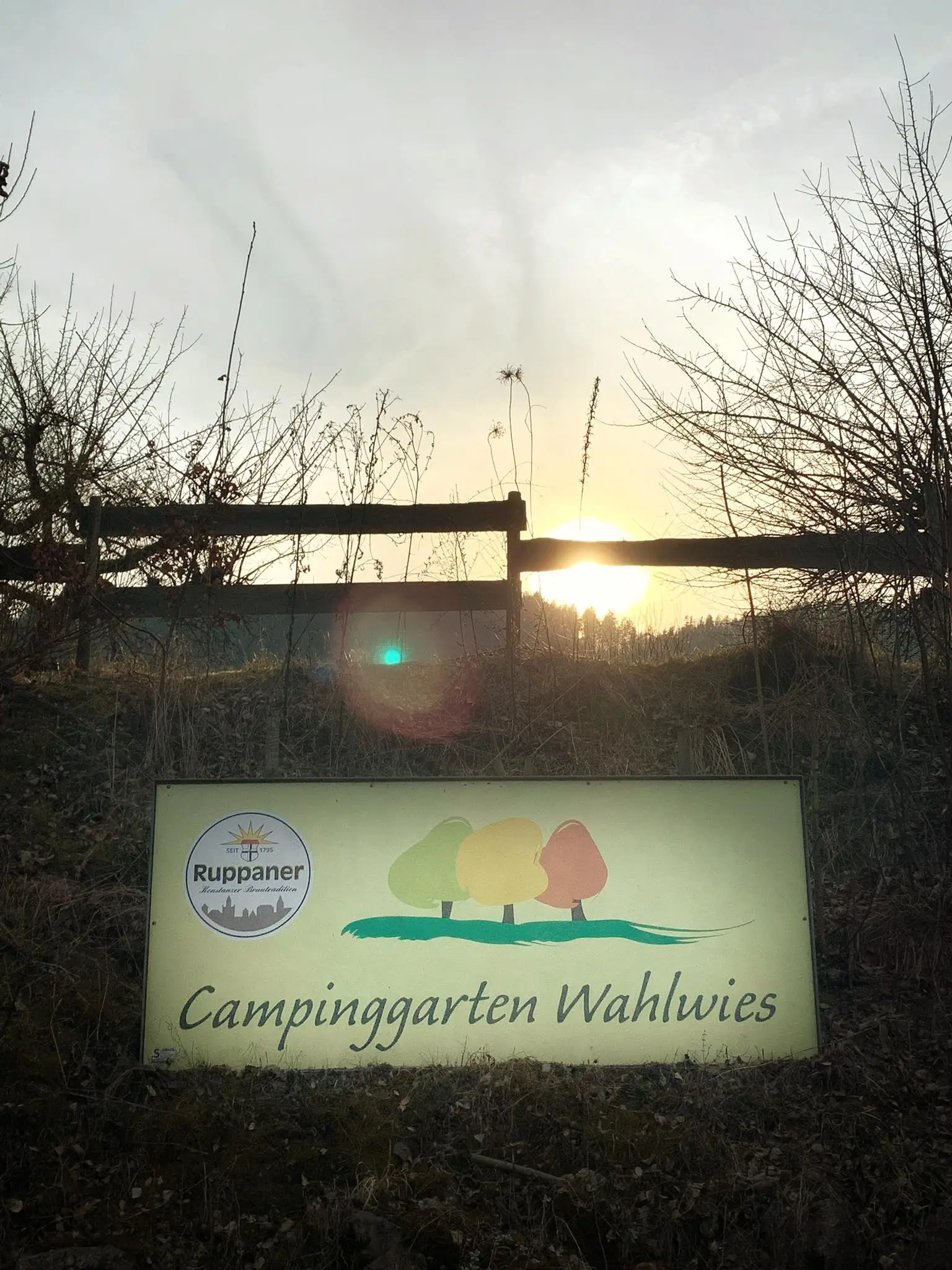 Der Campinggarten in Wahlwies bietet sich für einen Urlaub mit Hund an.