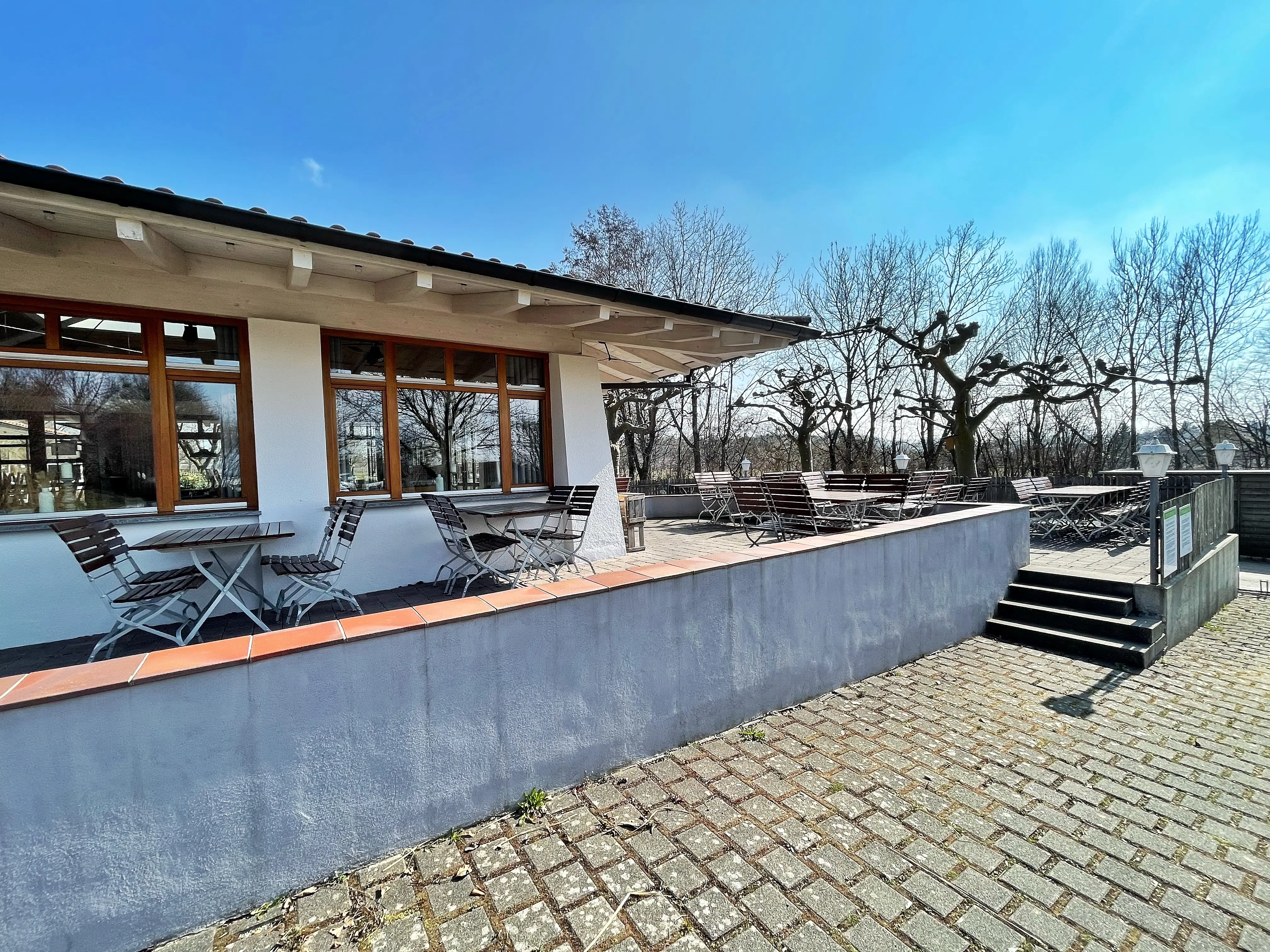 Die Wirthshofschenke ist das Restaurant des Campingplatzes.