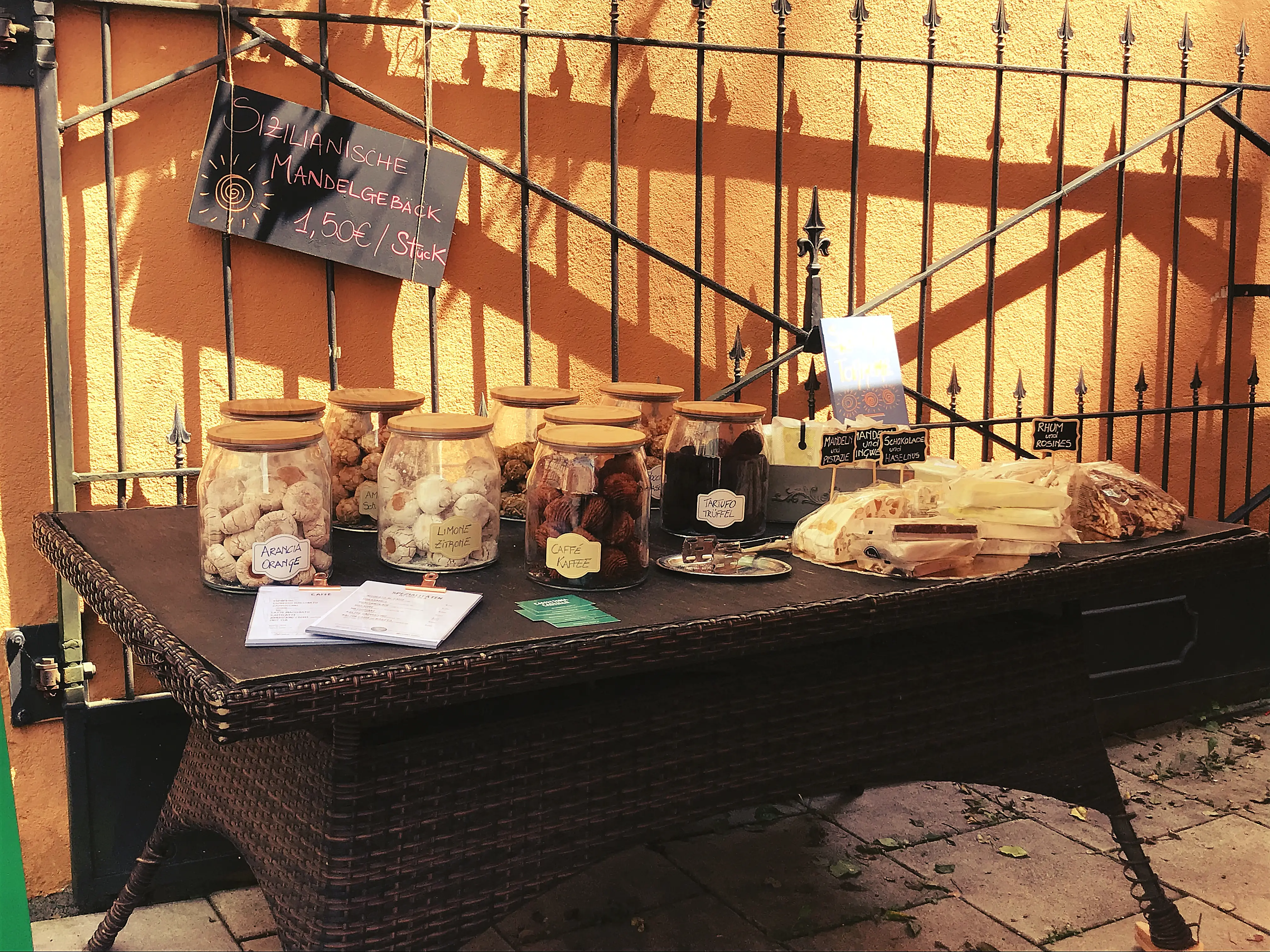 In der Caffetteria Castello in Meersburg gibt es viele Kleinigkeiten zu entdecken.