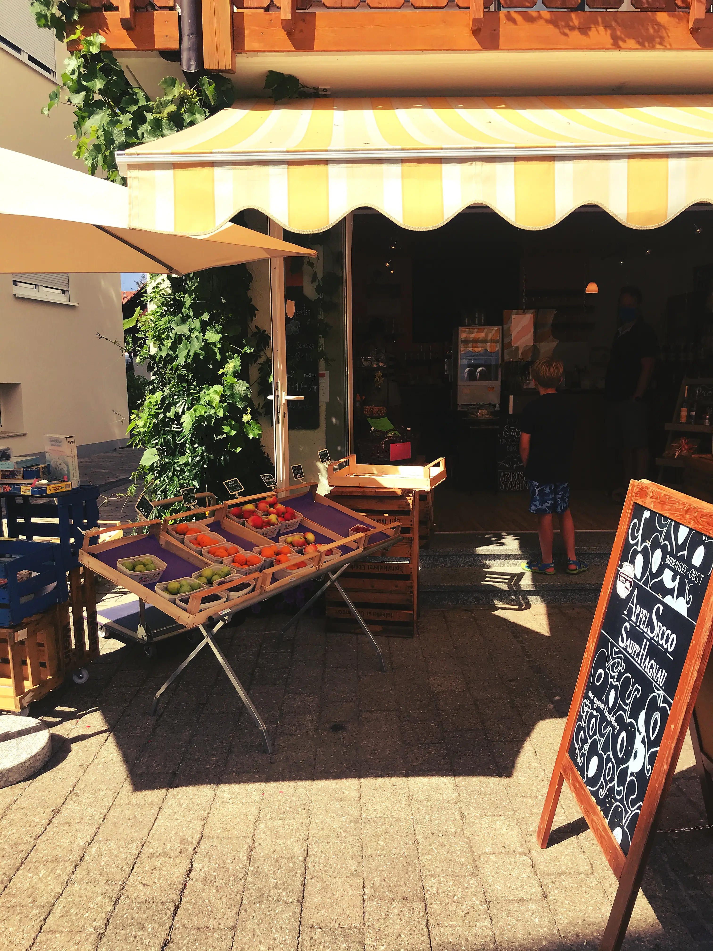Im Hofladen Saupp erhält man leckeres Obst und Gemüse aus der Bodenseeregion