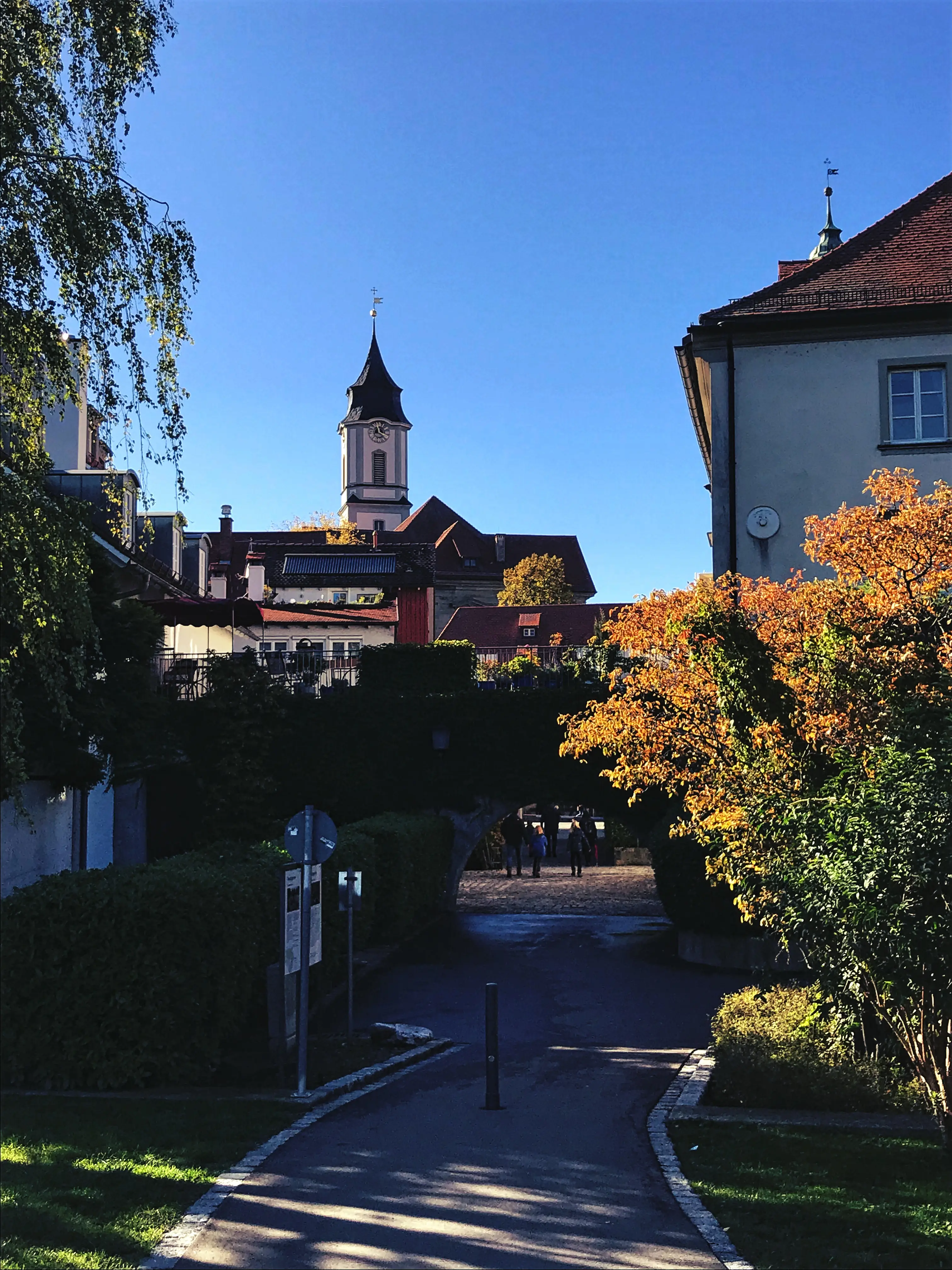Die Innenstadt von Lindau am Bodensee lädt zum Spazieren und Schlendern ein.