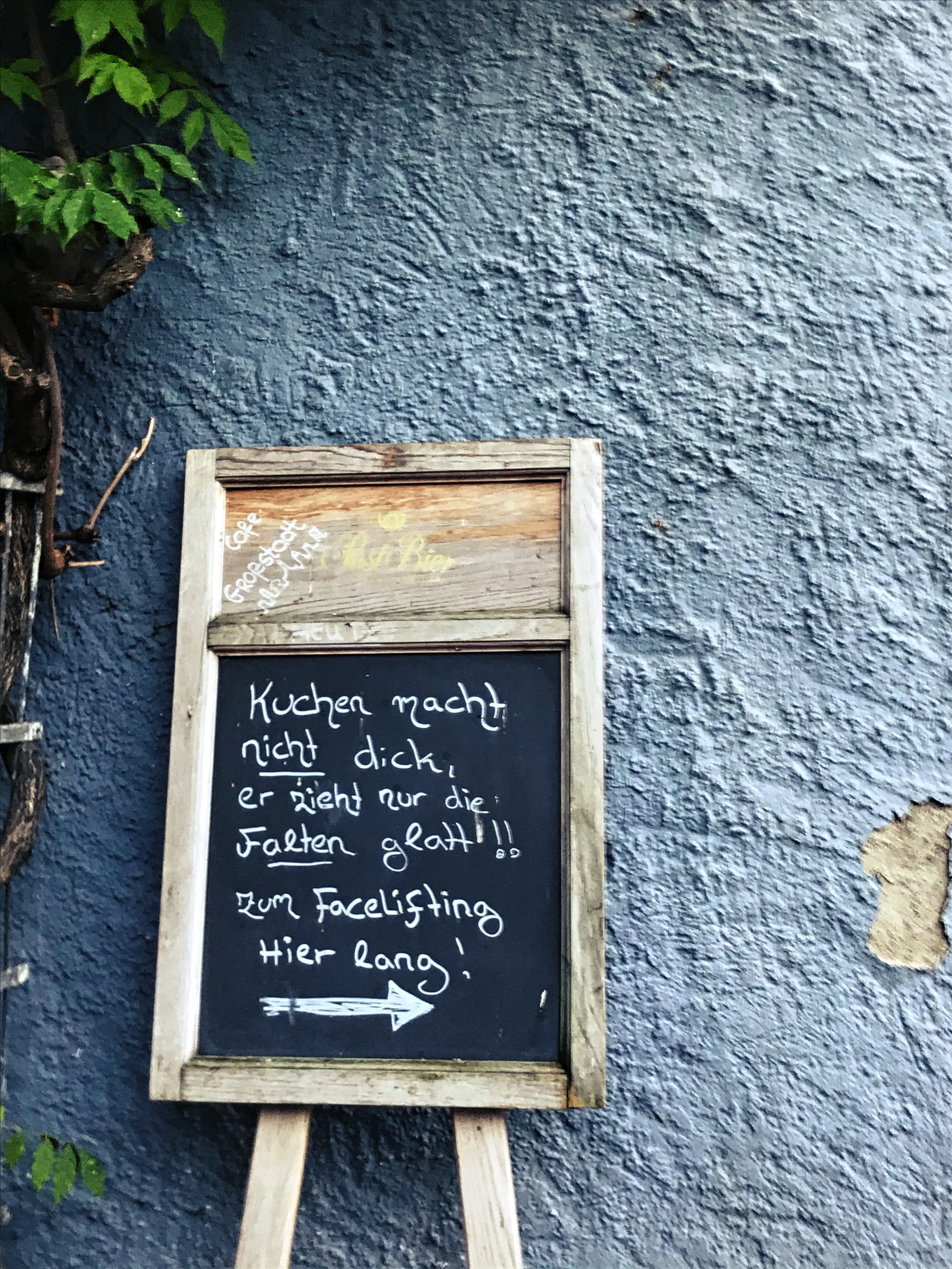 Alle paar Meter findet man in Lindau eigentlich ein schönes Café oder Restaurant zur Stärkung.