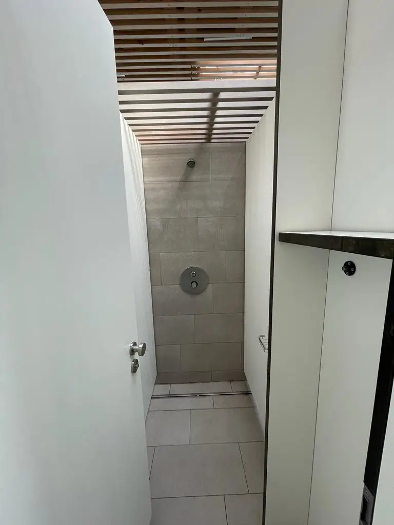 Der Campingplatz Hegen direkt am Bodensee besitzt ein modernes Waschhaus.