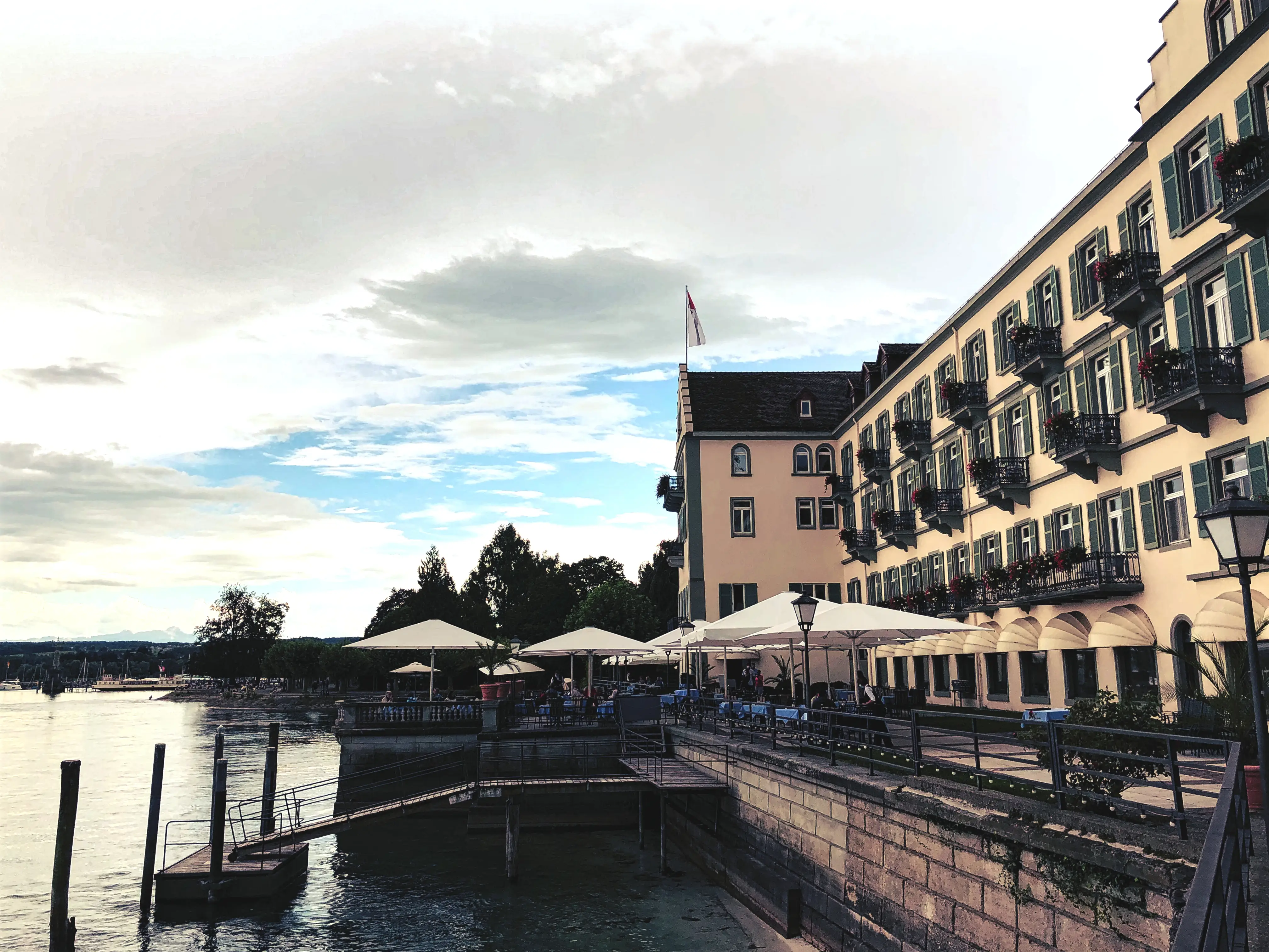 Das Steigenberger Inselhotel in Konstanz war früher ein Dominikanerkloster, was bis heute den Charme des Hotels ausmacht.