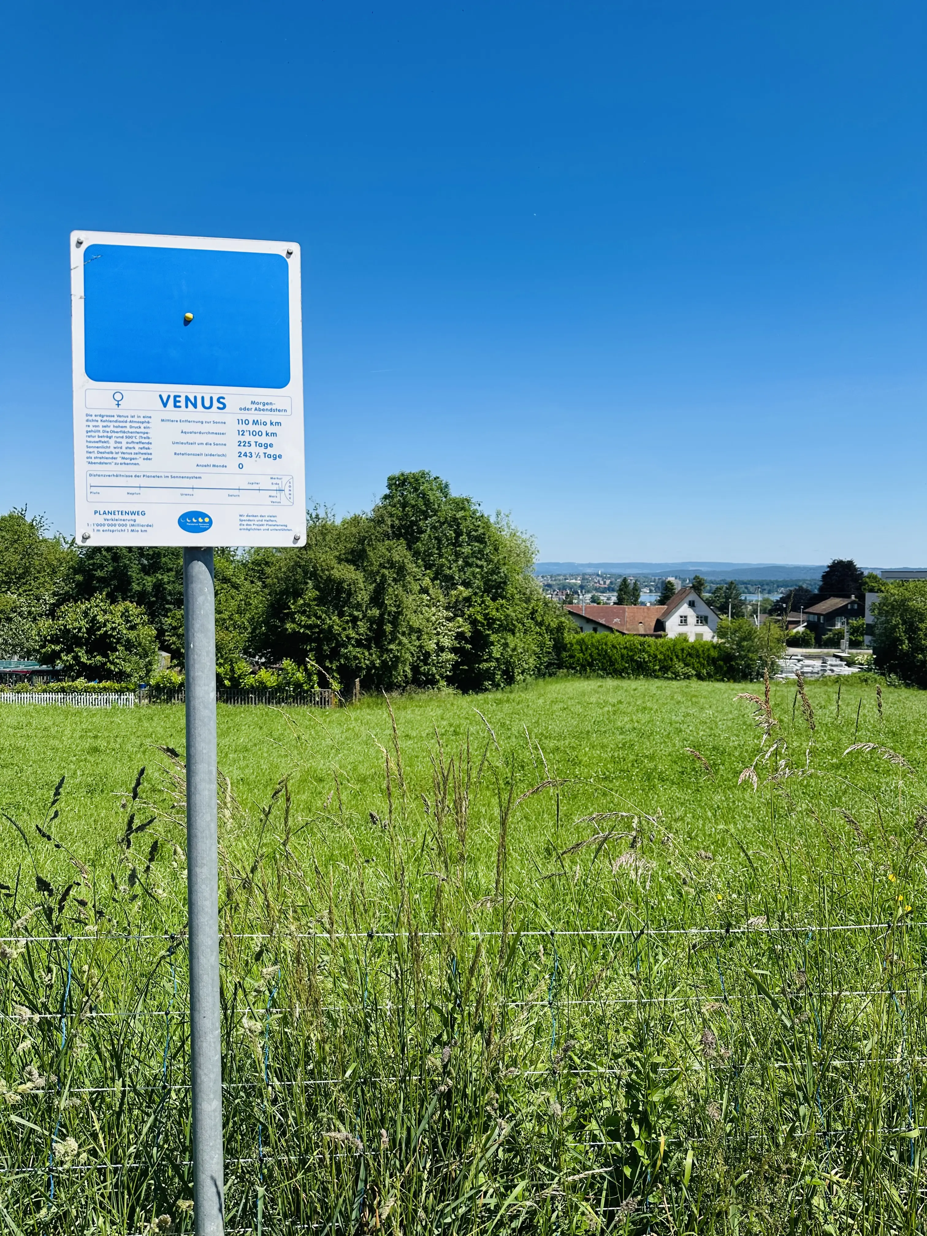 Auch die Venus ist natürlich Teil des Planetenwegs Nord von Konstanz nach Kreuzlingen.